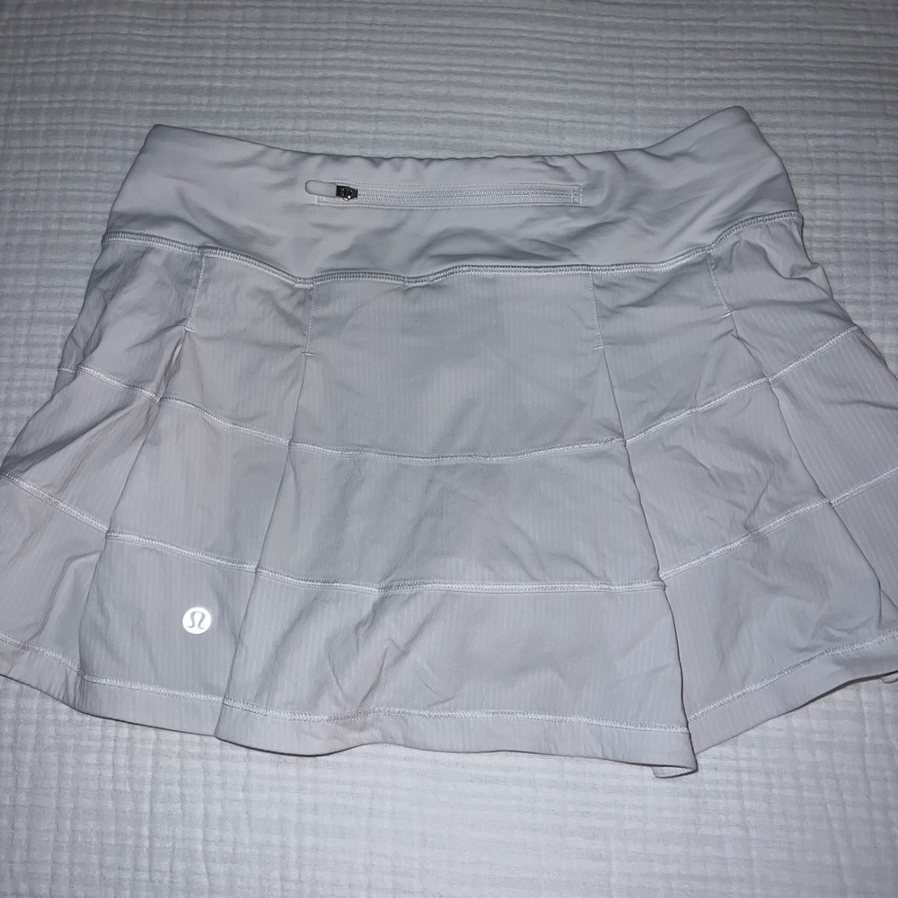 White Lululemon skirt